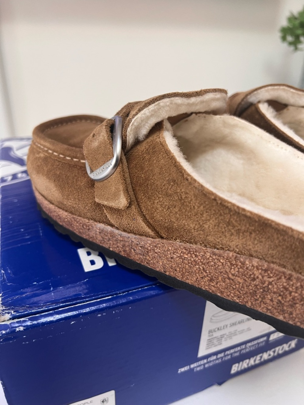 Birkenstock Buckley Shearling Clogs - Picture 9 of 13